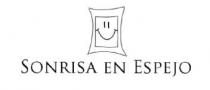 SONRISA EN ESPEJO
