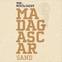 THE_ MIXOLOGIST MA DAG ASC AR SAND