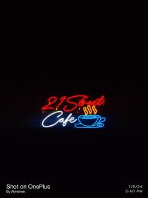 21 STREET CAFE