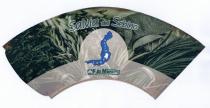 SALVIA DEL SEBINO LAGO DI ISEO FLORICOLTURA F.LLI MOROTTI Il coprivaso si presenta in struttura tale che avvolge il vaso in modo circolare. SALVIA DEL SEBINO LAGO DI ISEO FLORICOLTURA F.LLI MOROTTI coprivaso si presenta in struttura tale che avvolge il vaso in modo circolare. E presente la scritta Salvia del Sebino su sfondo con mazzetti di aromatiche; inoltre sono presenti la scritta e la rappresentazione del Lago d Iseo e il logo aziendale Floricoltura F.lli Morotti . SALVIA DEL SEBINOLAGO DI ISEOFLORICOLTURA F.LLI MOROTTIIl coprivaso si presenta in struttura tale che avvolge il vaso in modo circolare.