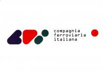 IL LOGO/MARCHIO E COMPOSTO DALLE LETTERE C F I STILIZZATE. LA LETTERA C E COMPOSTA DA DUE LINEE CHE FORMANO LOGO/MARCHIO E COMPOSTO DALLE LETTERE C F I STILIZZATE. LA LETTERA C E COMPOSTA DA DUE LINEE CHE FORMANO UN ANGOLO DI 45 ED I CONTORNI SONO ARROTONDATI, E DI COLORE GRIGIO. LA LETTERA F E UN TRIANGOLO ISOSCELE CON GLI ANGOLI DI 45, POGGIA SU UN ANGOLO E NON SULLA BASE ED I CONTORNI SONO ARROTONDATI, E DI COLORE ROSSO. LA LETTERA I E INCLINATA DI 45 COSTITUITA DA UNA STANGHETTA E DA UN PALLINO SOPRA, CHE UNITAMENTE PRESENTANO STESSA ALTEZZA E LARGHEZZA COMPLESSIVA DELLE ALTRE DUE LETTERE, E DI COLORE VERDE. lA LETTERA I FIANCHEGGIA LA BASE DEL TRIANGOLO ISOSCELE F . LE TRE LETTERE PRESE SINGOLARMENTE OCCUPANO UNO SPAZIO AVENTE STESSA ALTEZZA E LARGHEZZA. ALLA LORO DESTRA SI TROVA LA PARTE LETTERALE COMPAGNIA FERROVIARIA ITALIANA, DI COLORE NERO. ALLA DESTRA DELLE PAROLE COMPAGNIA E FERROVIARIA SI TROVA UN PALLINO DI COLORE ROSSO E DELLA STESSA GRANDEZZA DEL PUNTO DELLA I. IL LOGO/MARCHIO E COMPOSTO DALLE LETTERE C F I STILIZZATE. LA LETTERA C E COMPOSTA DA DUE LINEE CHE FORMANO