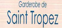 marchio consiste nella scritta Garderobe de Saint Tropez in blu, su sfondo beige, catatterizzato dal carattere di scrittura Century marchio consiste nella scritta Garderobe de Saint Tropez in blu, su sfondo beige, catatterizzato dal carattere di scrittura Century Gothic. Le prime lettere del nome sono in maiuscolo. Il marchio consiste nella scritta Garderobe de Saint Tropez in blu, su sfondo beige, catatterizzato dal carattere di scrittura Century