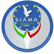 Immagine di fantasia costituita da un cerchio a sfondo grigio il cui contorno di colore blu contiente le parole SINDACATO Immagine di fantasia costituita da un cerchio a sfondo grigio cui contorno di colore blu contiente le parole SINDACATO ITALIANO AUTONOMO MILITARE ORGANIZZATO.Nella parte centrale del cerchio insiste una figura stilizzata di colore bianco verde e rosso mitico Atlante che sostiene sulle spalle un cerchio il mondo di colore blu contornato all interno da 12 stelle dorate che richiamano la bandiera europea. Nella parte centrale del cerchio sta un aquila bianca in rilievo che vola sull acronimo S.I.A.M.O. Sotto l acronimo la parola ESERCITO di colore verde sottolineato nel tricolore italiano Immagine di fantasia costituita da un cerchio a sfondo grigio il cui contorno di colore blu contiene le parole SINDACATO