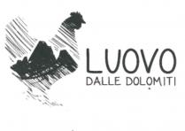 IL MARCHIO CONSISTE NEL DISEGNO DI UNA GALLINA CON TRATTO MANUALE. AL CENTRO DEL DISEGNO DELLA GALLINA SI RICONOSCE IL MARCHIO CONSISTE NEL DISEGNO DI UNA GALLINA CON TRATTO MANUALE. AL CENTRO DEL DISEGNO DELLA GALLINA SI RICONOSCE IL PROFILO DELLE DOLOMITI. LA TESTA E LA CRESTA DELLA GALLINA SIMBOLEGGIANO IL SOLE. IL DISEGNO E ACCOMPAGNATO DAL PAY OFF LUOGO DALLE DOLOMITI IL MARCHIO CONSISTE NEL DISEGNO DI UNA GALLINA CON TRATTO MANUALE. AL CENTRO DEL DISEGNO DELLA GALLINA SI RICONOSCE IL