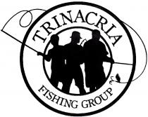 TRINACRIA FISHING GROUP - Forma circolare, a doppio cerchio con scritta superiore TRINACRIA ; scritta inferiore FISHING GROUP GRUPPO PESCA ; centro TRINACRIA FISHING GROUP - Forma circolare, a doppio cerchio con scritta superiore TRINACRIA ; scritta inferiore FISHING GROUP GRUPPO PESCA ; centro tre figure con 3 canne da pesca; Prima figura a sx con canna che interseca i 2 cerchi alla cui estremità vi è una linea convessa e rientrante sulla parte dx del cerchio che termina con una piuma e tre ami. Marchio depositato in bianco e nero, ma potra essere utilizzato in tutti i colori e loro combinazioni. TRINACRIA FISHING GROUP - Forma circolare, a doppio cerchio con scritta superiore TRINACRIA ; scritta inferiore FISHING GROUP GRUPPO PESCA ; centro