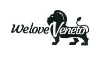 marchio consiste nella seguente parola in corsivo: We love Veneto ... accompagnato dalla silhouette di un leone stilizzato sotto la marchio consiste nella seguente parola in corsivo: We love Veneto ... accompagnato dalla silhouette di un leone stilizzato sotto la parola Veneto Il marchio consiste nella seguente parola in corsivo: We love Veneto ... accompagnato dalla silhouette di un leone stilizzato sotto la