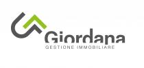 GIORDANA GESTIONE IMMOBILIARE IL MARCHIO D IMPRESA, DI TIPO FIGURATIVO, E COSTITUITO DALLA DICITURA DISPOSTA SU DUE RIGHE GIORDANA GESTIONE GIORDANA GESTIONE IMMOBILIARE MARCHIO D IMPRESA, DI TIPO FIGURATIVO, E COSTITUITO DALLA DICITURA DISPOSTA SU DUE RIGHE GIORDANA GESTIONE IMMOBILIARE, DI CUI LA PAROLA GIORDANA IN ALTO IN CARATTERI MAIUSCOLI GRASSETTO GRIGI TAGLIATI NELLA PARTE INFERIORE ECCEZIONE DELL ASTA MEDIA DELLA LETTERA N RAFFIGURATA PER INTERO. AL DI SOTTO, VI E LA DICITURA GESTIONE IMMOBILIARE IN CARATTERI MAIUSCOLI GRIGI DI DIMENSIONI MINORI. A SINISTRA DELLE DUE DICITURE, E IMPRESSA UNA LETTERA G STILIZZATA DI GRANDI DIMENSIONI RAFFIGURATA INCLINATA DI 45 IN GRIGIO E VERDE. GIORDANA GESTIONE IMMOBILIARE IL MARCHIO D IMPRESA, DI TIPO FIGURATIVO, E COSTITUITO DALLA DICITURA DISPOSTA SU DUE RIGHE GIORDANA GESTIONE