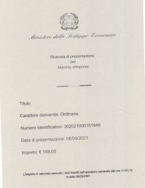 UNA V E UNA M CHE SI SUCCEDONO. IL SEGNO GRAFICO E COMPOSTO DA UN MODULO-V- CHE SI RIPETE TRE UNA V E UNA M CHE SI SUCCEDONO. SEGNO GRAFICO E COMPOSTO DA UN MODULO-V- CHE SI RIPETE TRE VOLTE. LA PRIMA VOLTA E LA V. LA SECONDA E LA TERZA VOLTA IL MODULO E RUOTATO DI 180 PER COMPORRE LA M. L AMPIEZZA DELL ANGOLO DEL MODULO E DI 10 . IL SEGNO GRAFICO PUO O NON PUO ESSERE ABBINATO ALLA SCRITTA VALERIA MOLINARI ATELIER CENTRATA RISPETTO A VM . CARATTERE: MINION PRO UNA V E UNA M CHE SI SUCCEDONO. IL SEGNO GRAFICO E COMPOSTO DA UN MODULO-V- CHE SI RIPETE TRE