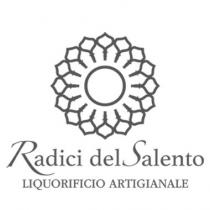 il marchio consiste nella scritta Radici del Salento che potrà essere riprodotta con qualsiasi colore e carattere su di uno marchio consiste nella scritta Radici del Salento che potrà essere riprodotta con qualsiasi colore e carattere su di uno sfondo rappresentato da un rosone anch esso riprodotto in qualsiasi colore come riportato nell immagine allegata il marchio consiste nella scritta Radici del Salento che potrà essere riprodotta con qualsiasi colore e carattere su di uno