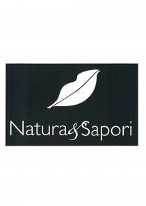 NATURA SAPORI Il marchio e costituito dalle parole Natura Sapori, con l immagine di una foglia stilizzata che ha la NATURA SAPORI marchio e costituito dalle parole Natura Sapori, con l immagine di una foglia stilizzata che ha la stessa forma delle labbra. Le due parole sono dunque legate al disegno nel modo seguente: le labbra rappresentano i sapori e la foglia rappresenta la natura. NATURA SAPORIIl marchio e costituito dalle parole Natura Sapori, con l immagine di una foglia stilizzata che ha la