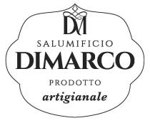 ALL INTERNO DI UNA CORNICE TONDEGGIANTE LE PAROLE DM SALUMIFICIO DI MARCO PRODOTTO ARTIGIANALE DOVE DM E MONOGRAMMA STILIZZATO CON DECORO