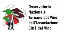 Osservatorio Nazionale Turismo del Vino dell Associazione Città del Vino. Scritta realizzata con carattere Bahnschrift SemiBold Condensed di colore nero. Immagine