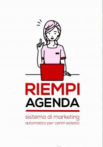 SCRITTA RIEMPI AGENDA SISTEMA DI MARKETING AUTOMATICO PER CENTRI ESTETICI posizionata sotto un disegno rappresentante una donna con un pc