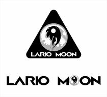 Triangolo che contiente al suo interno la Scritta Lario Moon, la luna e la silouette del Lario Moon Triangolo che contiene al suo interno la Scritta Lario Moon, la luna e la silouette del Lario Moon