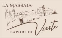 Su uno sfondo beige è riprodotta un immagine che rappresenta la Punta di San Francesco sita in Vieste FG . In alto