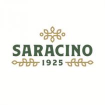 IL MARCHIO NELLA SUA PARTE VERBALE SI CARATTERIZZA DALLA DICITURA SARACINO 1925 . NELLA SUA PARTE GRAFICA IL MARCHIO SI CARATTERIZZA