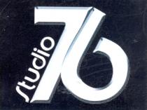 FONDO NERO, RIPORTANTE IL NUMERO 7 ED IL NUMERO 6 DI COLORE BIANCO CON BORDI IN GRIGIO ATTACCATI TRA LORO. FONDO NERO, RIPORTANTE NUMERO 7 ED IL NUMERO 6 DI COLORE BIANCO CON BORDI IN GRIGIO ATTACCATI TRA LORO. SCRITTA STUDIO DI COLORE BIANCO APPOGGIATA SUL NUMERO 7. FONDO NERO, RIPORTANTE IL NUMERO 7 ED IL NUMERO 6 DI COLORE BIANCO CON BORDI IN GRIGIO ATTACCATI TRA LORO.