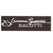 SIMONA GUERRIERI SALOTTI FIGURATIVO IL SIMONA GUERRIERI SALOTTI DI CUI LA DICITURA SIMONA GUERRIERI CORRISPONDENTE ALLA SIMONA GUERRIERI SALOTTI FIGURATIVO MARCHIO CONSISTE NEL LOGO SIMONA GUERRIERI SALOTTI DI CUI LA DICITURA SIMONA GUERRIERI CORRISPONDENTE ALLA DENOMINAZIONE DELLA RICHIEDENTE E PARTE FIGURATIVA, COME DA ESEMPLARE ALLEGATO.