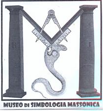 IL MARCHIO CONSISTE NELLA SEGUENTE DICITURA MUSEO DI SIMBOLOGIA MASSONICA IN QUALSIASI CARATTERE, FORMA E DIMENSIONE. IL MARCHIO CONSISTE NELLA MARCHIO CONSISTE NELLA SEGUENTE DICITURA MUSEO DI SIMBOLOGIA MASSONICA IN QUALSIASI CARATTERE, FORMA E DIMENSIONE. IL MARCHIO CONSISTE NELLA FIGURA: DUE COLONNE CON BASE E CAPITELLO CON INCISA LA LETTERA B IN QUELLA DI SINISTRA, E LA LETTERA J NELLA COLONNA DI DESTRA, SIMBOLEGGIANTI LE DUE M DELLE INIZIALI DELLA DICITURA. AL CENTRO APPOGGIATI SULLA PUNTA IN BASSO DELLA M SONO ISCRITTI UNA SQUADRA IN BASSO ED UN COMPASSO NELLA PARTE SUPERIORE. AL CENTRO INFERIORE, SOTTO LA SQUADRA ED IL COMPASSO, SI TROVA UN SERPENTE BOA CON GLI OCCHIALI, SIMBOLEGGIANTE LA TERZA INIZIALE DELLA DICITURA, LA S, IN CUI SI IDENTIFICANO NEGLI OCCHIALI, IL SOLE A DESTRA E LA LUNA A SINISTRA. TUTTO IL MARCHIO E INCORNICIATO. IL MARCHIO CONSISTE NELLA SEGUENTE DICITURA MUSEO DI SIMBOLOGIA MASSONICA IN QUALSIASI CARATTERE, FORMA E DIMENSIONE. IL MARCHIO CONSISTE NELLA