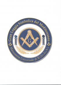 L EMBLEMA E SEGNO DISTINTIVO SI PRESENTA DI FORMA ROTONDA CON ALL ESTERNO DUE CERCHI CONCENTRICI CONTENENTI NELLA PARTE SUPERIORE LA SCRITTA L EMBLEMA E SEGNO DISTINTIVO SI PRESENTA DI FORMA ROTONDA CON ALL ESTERNO DUE CERCHI CONCENTRICI CONTENENTI NELLA PARTE SUPERIORE LA SCRITTA GRAN LOGGIA SIMBOLICA DEL MEDITERRANEO EVIDENZIATA IN SENSO ORARIO MENTRE NELLA PARTE INFERIORE E RIPORTATA LA SCRITTA MASSONERIA UNIVERSALE DI DI R:.S:.A:.A:. CHE CORRE IN SENSO ANTIORARIO. LE DUE SCRITTE SONO SEPARATE DA DUE PICCOLI SIMBOLI IDENTICI, POSTI L UNO A DESTRA E L ALTRO A SINISTRA ALL INTERNO DEI CERCHI CONCENTRICI, CHE RAFFIGURANO UN COMPASSO E UNA SQUADRA CHE SI INCROCIANO, ENTRAMBI DI COLORE DORATO, CHE RACCOLGONO UNA LETTERA G ANCH ESSA DI COLORE DORATO. IDENTICO SIMBOLO, MA DI DIMENSIONE MAGGIORE, INSISTE, SU SFONDO BLU, AL CENTRO DI UN CERCHIO CON BORDO DORATO POSTO IN GRANDE RISALTO E CENTRALMENTE AL LOGO. A SINISTRA E A DESTRA DI QUEST ULTIMO, INTERNAMENTE AI CERCHI RIPORTANTI LE SCRITTE ED ESTERNAMENTE AL CERCHIO CENTRALE, SONO RAFFIGURATE DUE COLONNE DI STILE DORICO ALLE CUI SOMMITA POGGIANO RISPETTIVAMENTE UN GLOBO TERRACQUEO ED UN GLOBO STELLATO. SOTTO CERCHIO CENTRALE E SOTTO LE COLONNE SONO RAFFIGURATI SIMMETRICAMENTE DUE RAMETTI, CON FOGLIE DI COLORE DORATO, CHE LASCIANO INTRAVEDERE LA LORO OMBRA SULLO SFONDO. IL MARCHIO E FIGURATIVO A COLORI . L EMBLEMA E SEGNO DISTINTIVO SI PRESENTA DI FORMA ROTONDA CON ALL ESTERNO DUE CERCHI CONCENTRICI CONTENENTI NELLA PARTE SUPERIORE LA SCRITTA