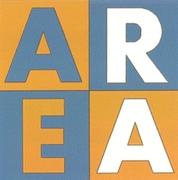IL LOGO SI COMPONE DALLA SCRITTA AREA IN CARATTERE FUTURA BOLD MAIUSCOLO CON LEGGERE MODIFICHE FORMALI E DIMENSIONALI RISPETTO ALL ORIGINALE LOGO SI COMPONE DALLA SCRITTA AREA IN CARATTERE FUTURA BOLD MAIUSCOLO CON LEGGERE MODIFICHE FORMALI E DIMENSIONALI RISPETTO ALL ORIGINALE DI SCATOLA. LA SCRITTA AREA E INSCRITTA IN UN QUADRATO CHE COMPONE I CONTORNI DEL LOGO, LE LETTERE SINGOLARMENTE A LORO VOLTA SONO INSCRITTE IN QUADRATI EQUIVALENTI UN QUARTO DELL INSIEME. I COLORI UTILIZZATI SONO 3, IL BLU, L ARANCIONE E IL BIANCO E SONO COSI DISPOSTI: LA A INIZIALE DI COLORE BLU IN CAMPO ARANCIO, LA R IN NEGATIVO BIANCO IN CAMPO BLU, LA E DI COLORE ARANCIO IN CAMPO BLU, LA A FINALE IN NEGATIVO BIANCO IN CAMPO ARANCIO.