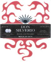 DON SILVERIO JOVEN CON GUSANO MEZCAL DE CULTO