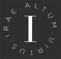 I ALTUM.UIRTUS.IRAE