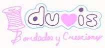 EL LOGOTIPO ESTA CONFORMADO POR UN CARRETE DE HILO; LA PATITA DE LA B SIMULA UNA AGUJA ; CONTIENE LAS PALABRAS BORDADOS Y CREACIONES Y LA PALABRA;DUVIS ; LA V ESTA CONVERTIDA EN UN CORAZON