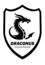 CERVEZA ARTESANAL DRACONUS. UN ESCUDO CON LA IMAGEN DE UN DRAGON