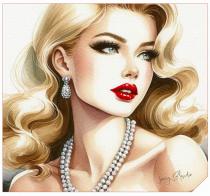 JUICY BLONDIE