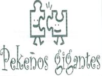 PEKEÑOS GIGANTES