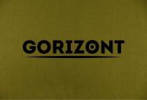 Наименование Gorizont латинскими буквами, первая заглавная. Более темные буквы на более светлом фоне, в основном варианте - черные буквы на зеленом фоне, имитирующем камуфляжную ткань, так же есть вариант букв на белом или прозрачном фоне.