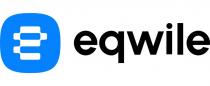 Справа от изобразительного элемента выполнен словесный элемент «eqwile» оригинальным шрифтом в латинице, все буквы строчные. Транслитерация — Эквайл. Заявляемое обозначение является семантически нейтральным в отношении заявленных товаров и услуг.