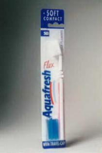 aquafresh flex soft compact