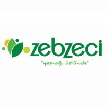 zebzeci yaprağı üstünde
