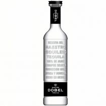 MAESTRO DOBEL TEQUILA RESERVA DEL MAESTRO TEQUILERO TEQUILA 100% DE AGAVE DE CAMPOS SELECTOS PRODUCCION ANUAL LIMITADA Y NUMERADA HECHO EN MEXICO 100% AGAVE MAESTRO DOBEL TEQUILA