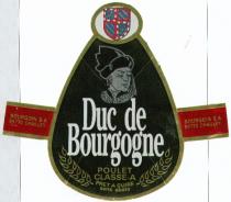 Duc de Bourgogne POULET CLASSE-A PRET A CUIRE sans abats Bourgoin S.A. 89770 Chailley