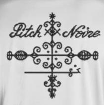 PITCH NOIRE