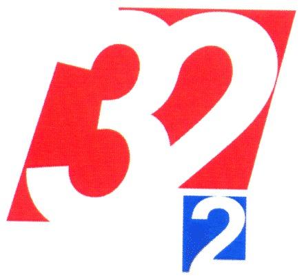 32 2