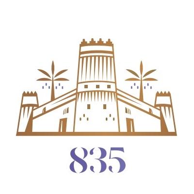 835